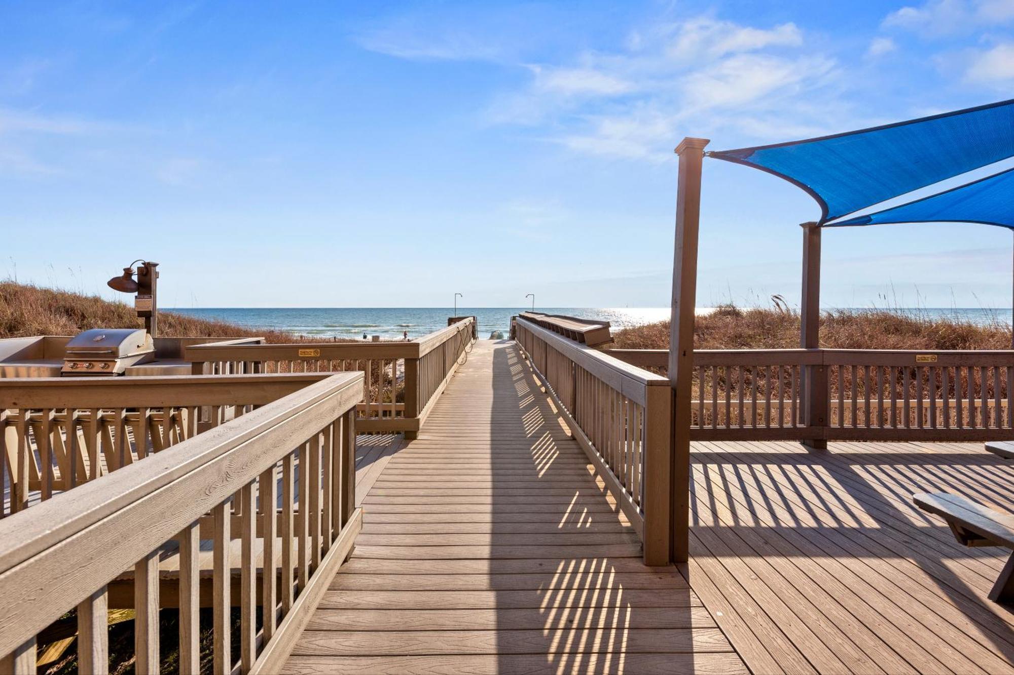 Gulf Front Master Br In Sunrise Beach With Amazing Views! Sleeps 7! Panama City Beach Esterno foto